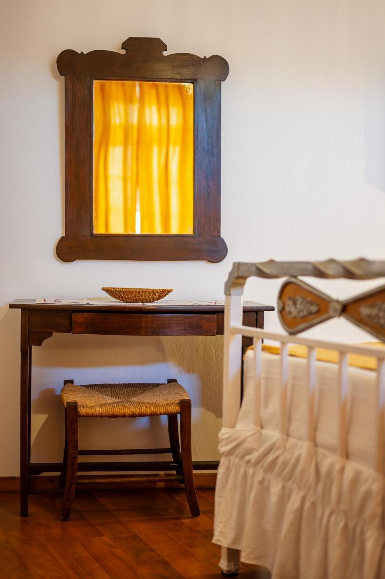 Petrino Residence Pombia Екстериор снимка