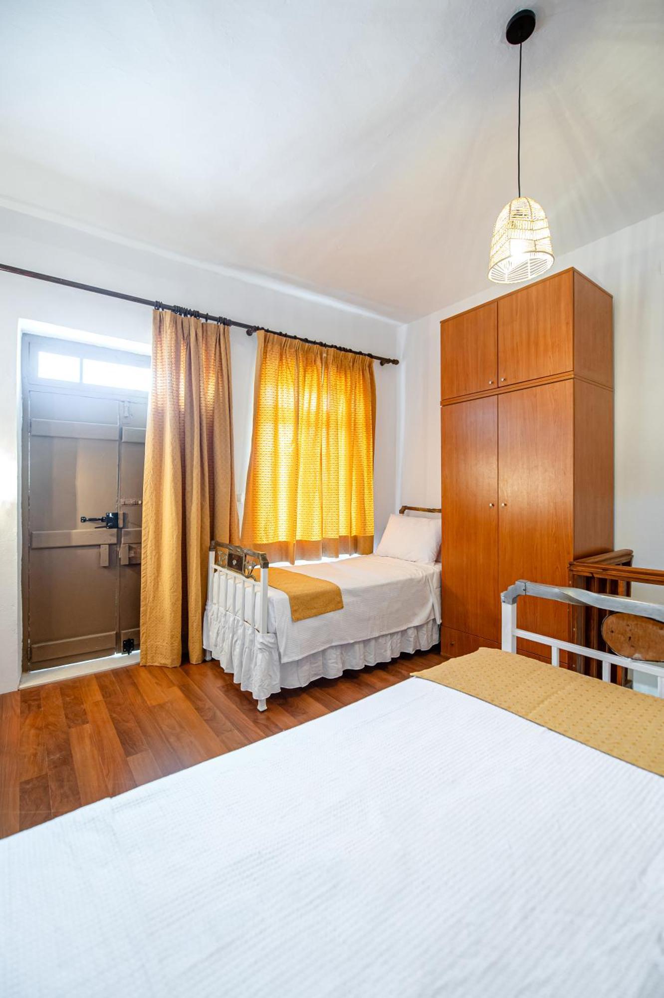 Petrino Residence Pombia Екстериор снимка
