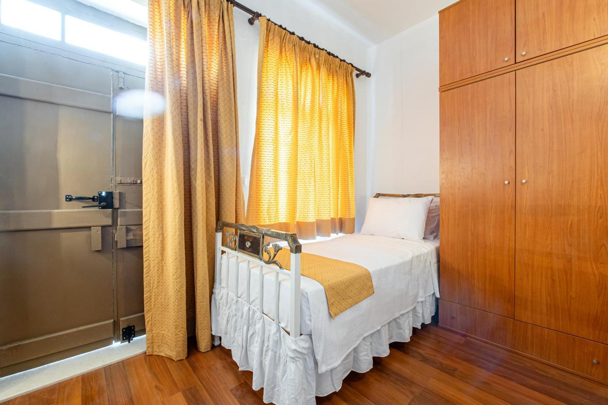 Petrino Residence Pombia Екстериор снимка