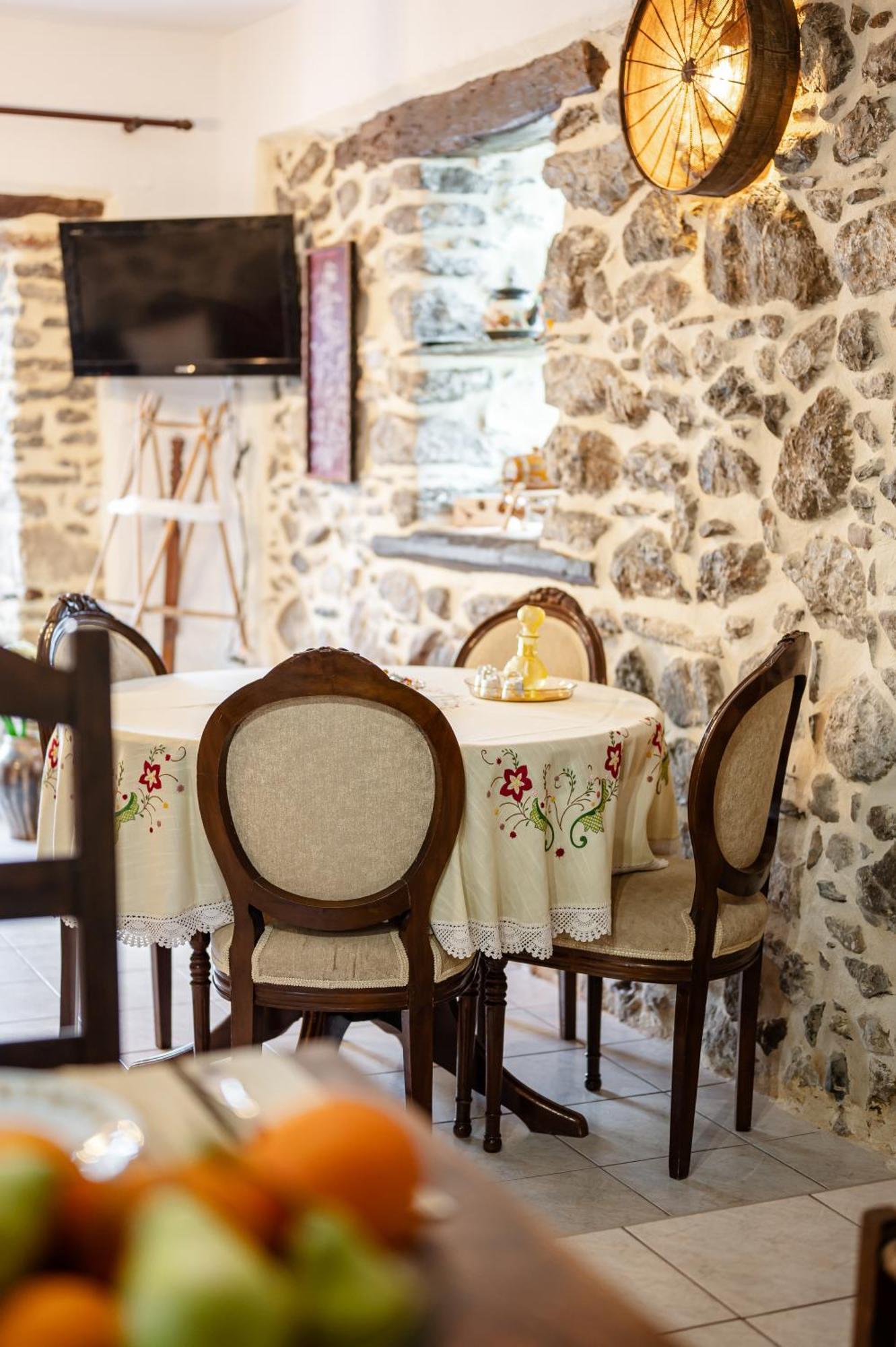 Petrino Residence Pombia Екстериор снимка